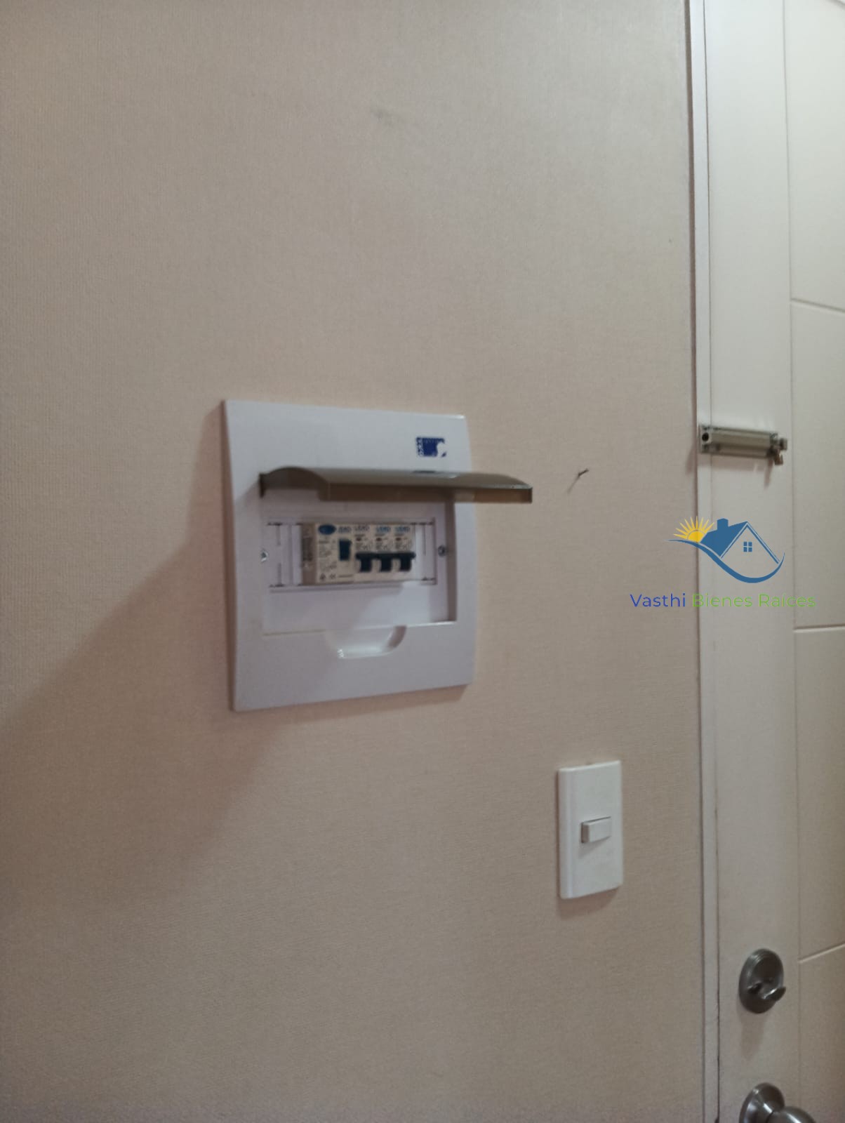 WhatsApp Image 2026-04-13 at 20.25.24 (1)